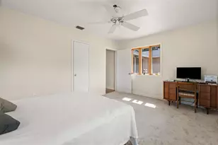 7549 Westmoreland Dr, Sarasota, FL 34243 - Photo 25