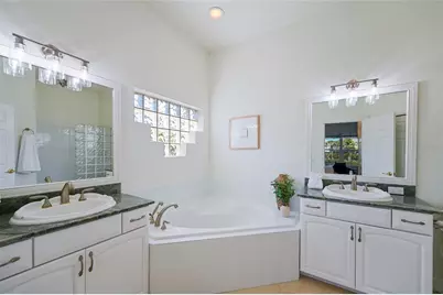 3615 5th Avenue NE, Bradenton, FL 34208 - Photo 27