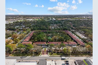 930 La Costa Circle #2, Sarasota, FL 34237 - Photo 1