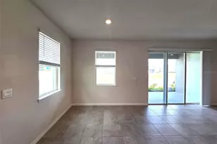 611 160th Street E, Bradenton, FL 34212 - Photo 3