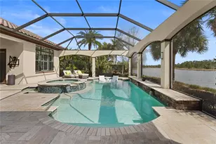 19438 Beacon Park Pl, Bradenton, FL 34202 - Photo 5