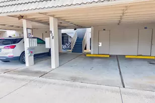 918 Capri Isles Blvd, Venice, FL 34292 - Photo 37