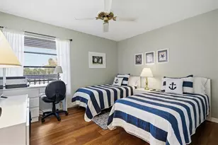 918 Capri Isles Blvd, Venice, FL 34292 - Photo 23