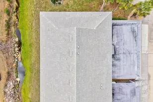 918 Capri Isles Blvd, Venice, FL 34292 - Photo 43