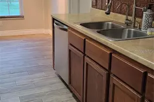 5619 Colonial Oaks Blvd, Sarasota, FL 34232 - Photo 5