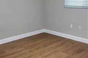 5619 Colonial Oaks Blvd, Sarasota, FL 34232 - Photo 17