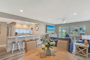 1050 W Peppertree Ln, Sarasota, FL 34242 - Photo 13