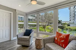 1050 W Peppertree Ln, Sarasota, FL 34242 - Photo 9