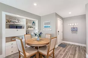 1050 W Peppertree Ln, Sarasota, FL 34242 - Photo 11