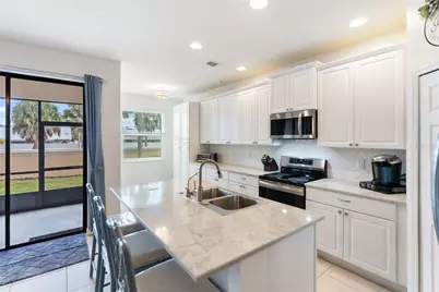 4307 Via Piedra Circle #6-102, Sarasota, FL 34233 - Photo 13