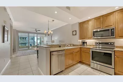 100 Central Avenue #C521, Sarasota, FL 34236 - Photo 3