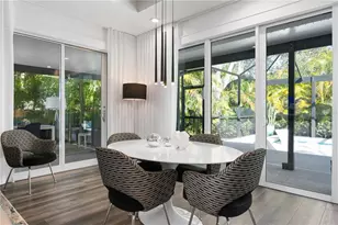 661 Marlin Dr, Sarasota, FL 34234 - Photo 11