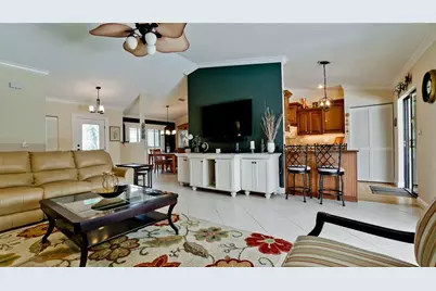 7211 25th Drive W, Bradenton, FL 34209 - Photo 11