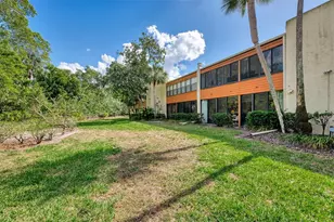 129 Wild Palm Dr, Bradenton, FL 34210 - Photo 29