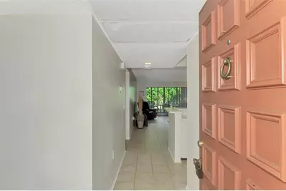 129 Wild Palm Drive #D, Bradenton, FL 34210 - Photo 5