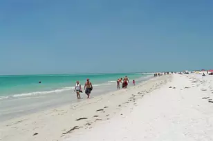 101 Benjamin Franklin Dr, Sarasota, FL 34236 - Photo 55