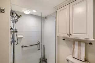 101 Benjamin Franklin Dr, Sarasota, FL 34236 - Photo 31