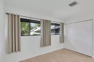 3507 Longmeadow, Sarasota, FL 34235 - Photo 11