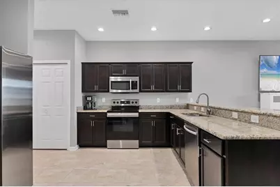 1314 Grantham Drive, Sarasota, FL 34234 - Photo 7