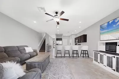 1314 Grantham Drive, Sarasota, FL 34234 - Photo 5