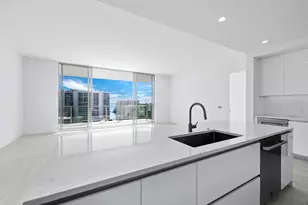 301 Quay Commons, Sarasota, FL 34236 - Photo 11