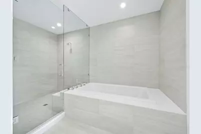 301 Quay Commons #1409, Sarasota, FL 34236 - Photo 17