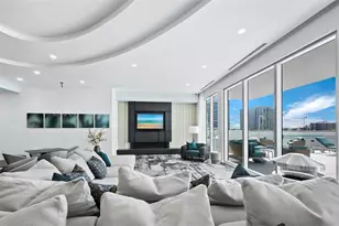 301 Quay Commons, Sarasota, FL 34236 - Photo 27