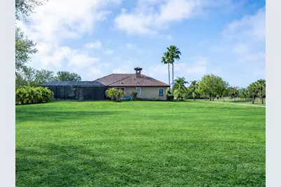 17001 Deer Prairie Drive, Sarasota, FL 34240 - Photo 47