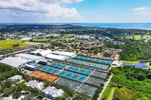 2721 60th Ave Dr W, Bradenton, FL 34207 - Photo 71