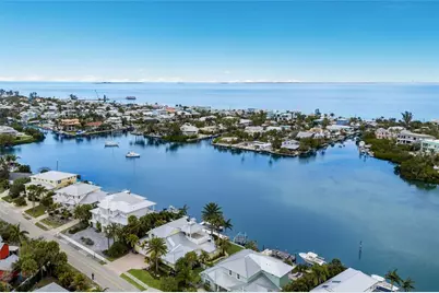 8321 Marina Drive, Holmes Beach, FL 34217 - Photo 9