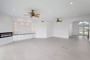 8321 Marina Dr, Holmes Beach, FL 34217 - Photo 19