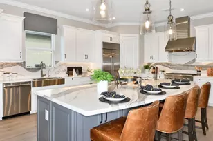 10213 Silent Night Ln, Sarasota, FL 34241 - Photo 5