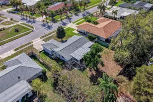 6742 Bowline Dr, Sarasota, FL 34231 - Photo 39