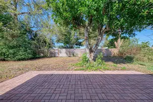 6742 Bowline Dr, Sarasota, FL 34231 - Photo 33