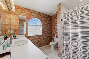 8389 Wingate Dr, Sarasota, FL 34238 - Photo 29