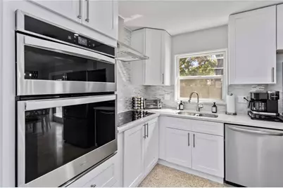 6950 29th Terrace N, Saint Petersburg, FL 33710 - Photo 7