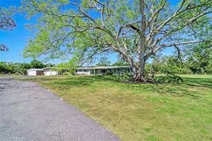 5310 N Tuttle Ave, Sarasota, FL 34234 - Photo 3