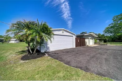 5310 N Tuttle Avenue, Sarasota, FL 34234 - Photo 11