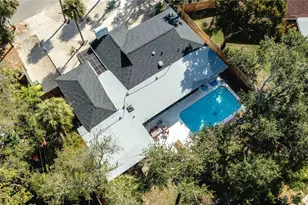 2019 Chippawa Pl, Sarasota, FL 34234 - Photo 7