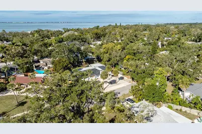 2019 Chippawa Place, Sarasota, FL 34234 - Photo 27