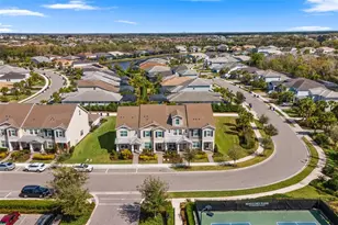 12021 Cranston Way, Lakewood Ranch, FL 34211 - Photo 5