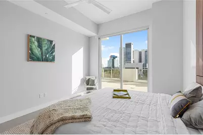 301 Quay Commons #509, Sarasota, FL 34236 - Photo 11