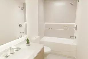 4950 Remington Dr, Sarasota, FL 34234 - Photo 11