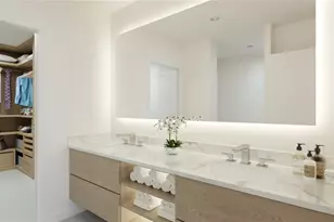 4950 Remington Dr, Sarasota, FL 34234 - Photo 3