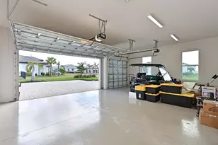 1802 4th St E, Palmetto, FL 34221 - Photo 29