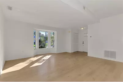 5711 Garden Lakes Palm, Bradenton, FL 34203 - Photo 9