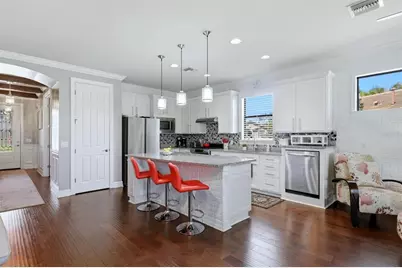 5357 Sundew Drive, Sarasota, FL 34238 - Photo 11
