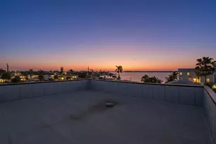 2518 Avenue B, Bradenton Beach, FL 34217 - Photo 5