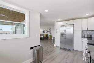 2518 Avenue B, Bradenton Beach, FL 34217 - Photo 55