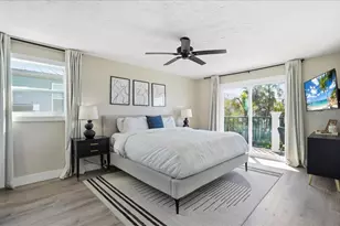 2518 Avenue B, Bradenton Beach, FL 34217 - Photo 35